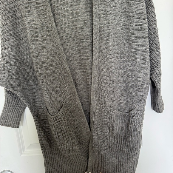 American Eagle Outfitters Gray Women's Cardigan - Picture 3 of 5